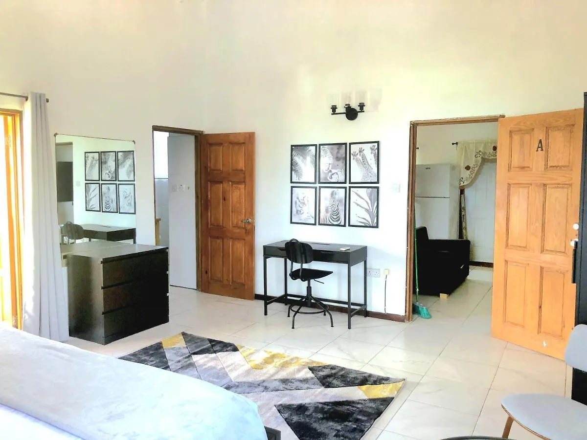 Bay View Apartment 4 - Canouan Island Charlestown
